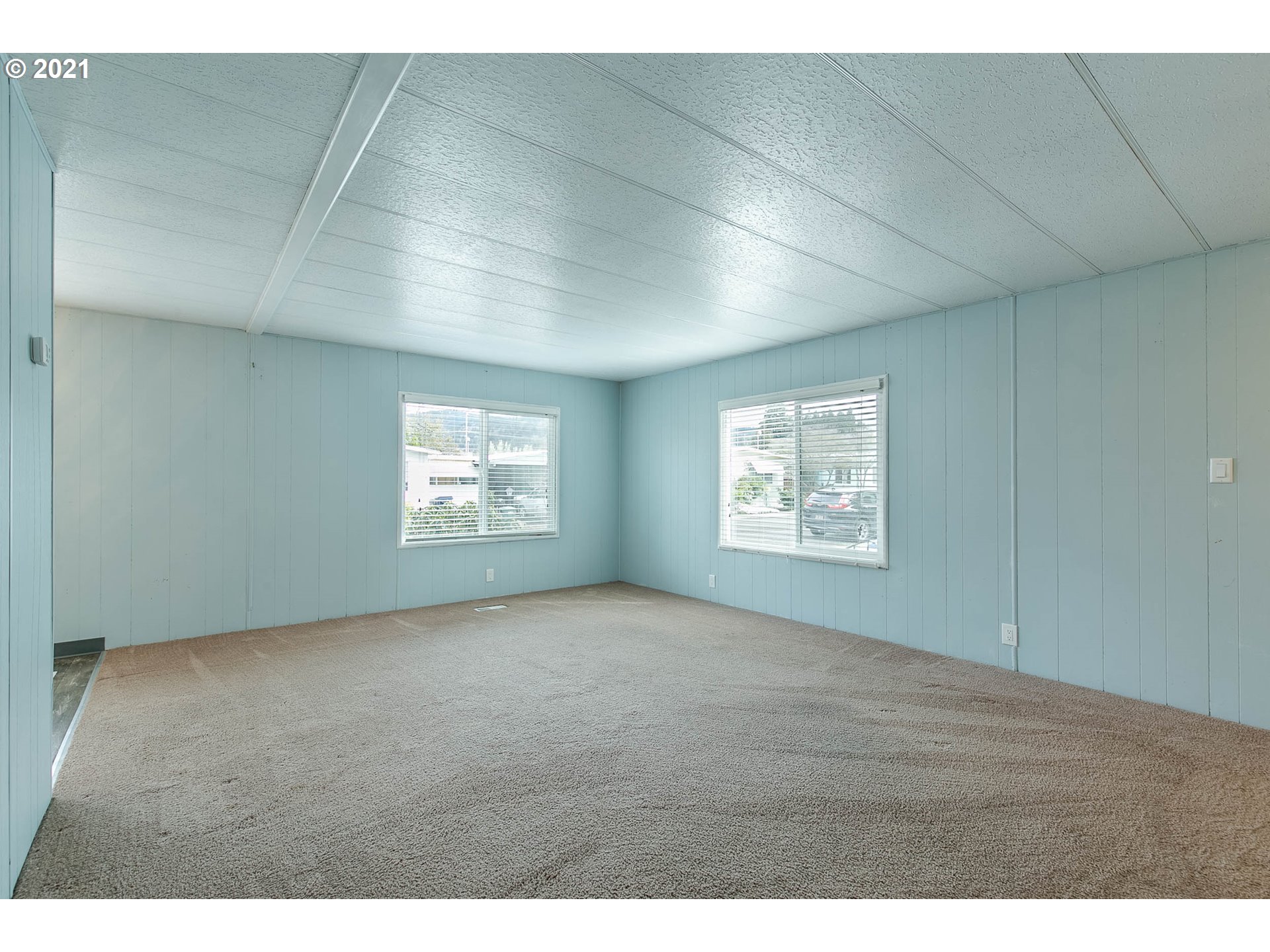 3530 Game Farm Road, Unit 50 Springfield, OR 97477 - Photo 5 of 32