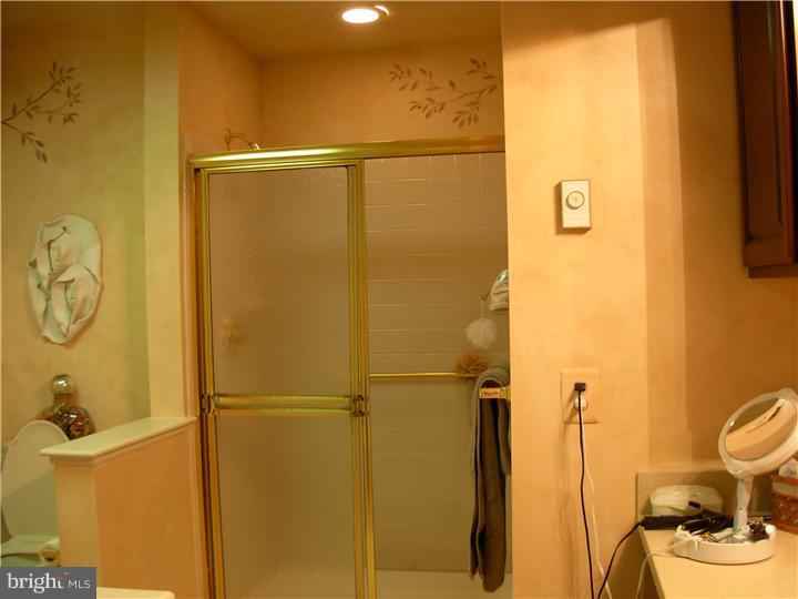 842 Taylor Road, Unit B Monroe Township, NJ 08831 - Photo 11 of 14 Gallery Image 11