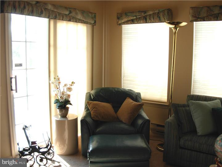 842 Taylor Road, Unit B Monroe Township, NJ 08831 - Photo 6 of 14 Gallery Image 6