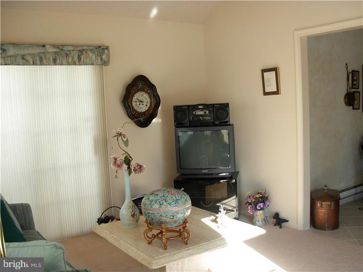 842 Taylor Road, Unit B Monroe Township, NJ 08831 - Photo 7 of 14 Gallery Image 7