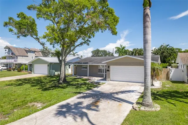 $4,100 | 2026 Bayou Grande Boulevard Northeast, St. Petersburg, FL 33703