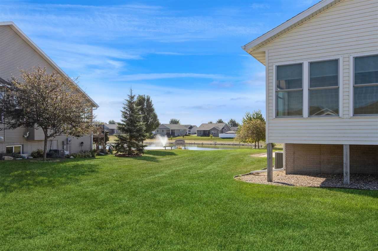 185 Ridge View Drive Fairfax, IA 52228 - Photo 23 of 25 Gallery Image 23