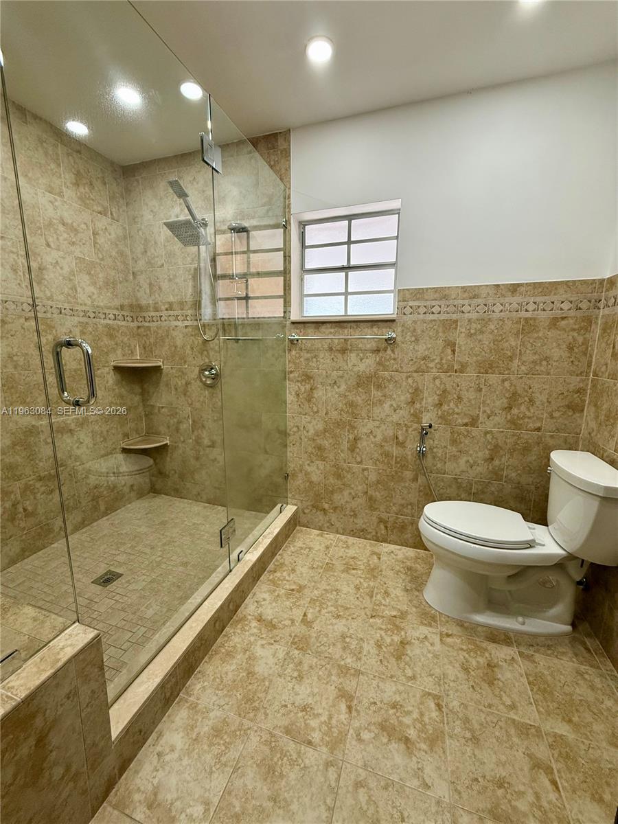 13781 Southwest 158th Terrace Miami, FL 33177 - Photo 14 of 18