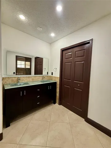$3,550 | 13781 Southwest 158th Terrace, Miami, FL 33177