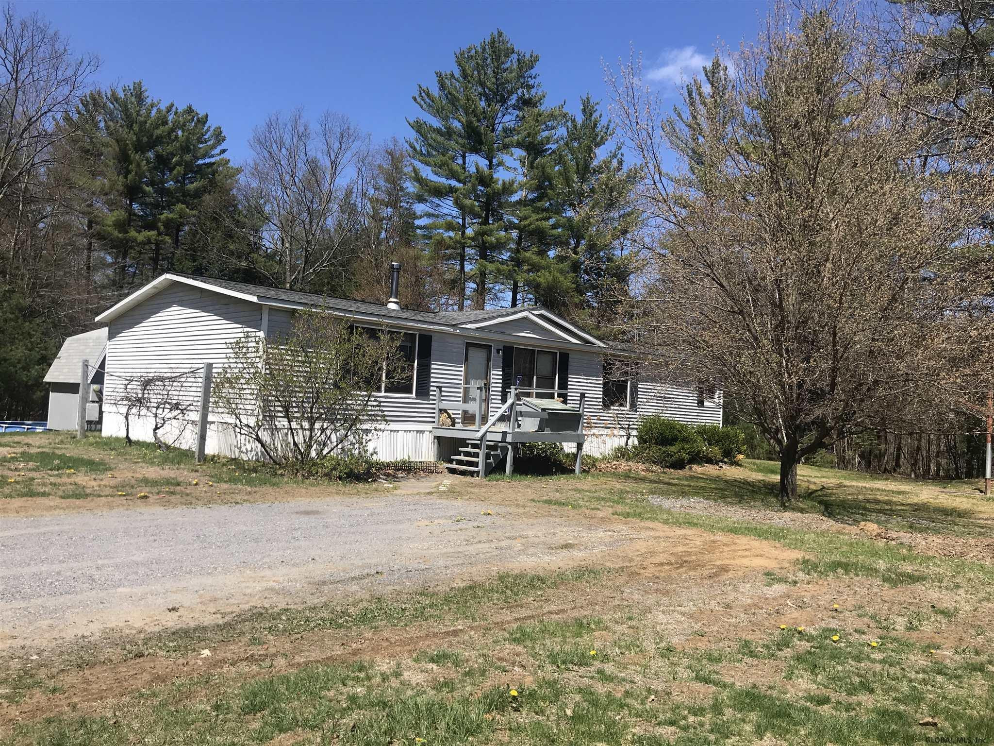 93 Dunham Pond Road Greenfield, NY 12833 - Photo 3 of 23 Photo 3