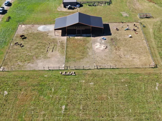 $1,065,000 | 128 Emma Street, Hohenwald, TN 38462