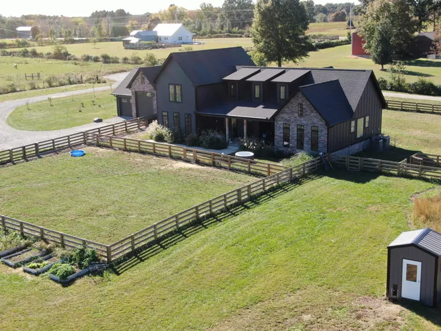 $1,065,000 | 128 Emma Street, Hohenwald, TN 38462