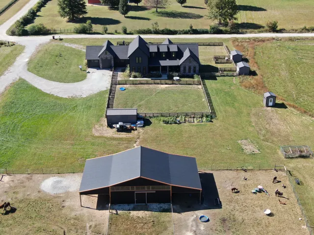 $1,065,000 | 128 Emma Street, Hohenwald, TN 38462