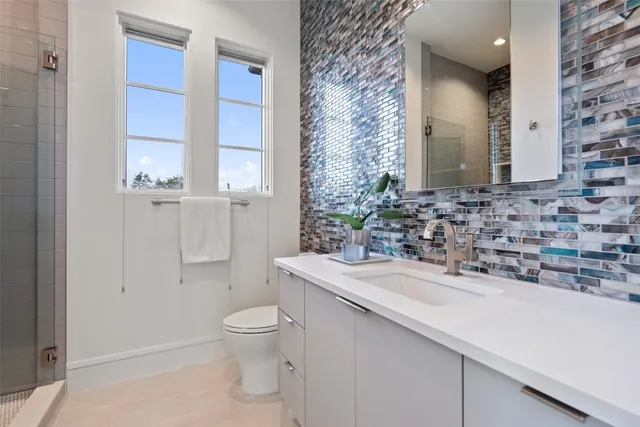 $5,250,000 | 401 Matern Court, Horseshoe Bay, TX 78657