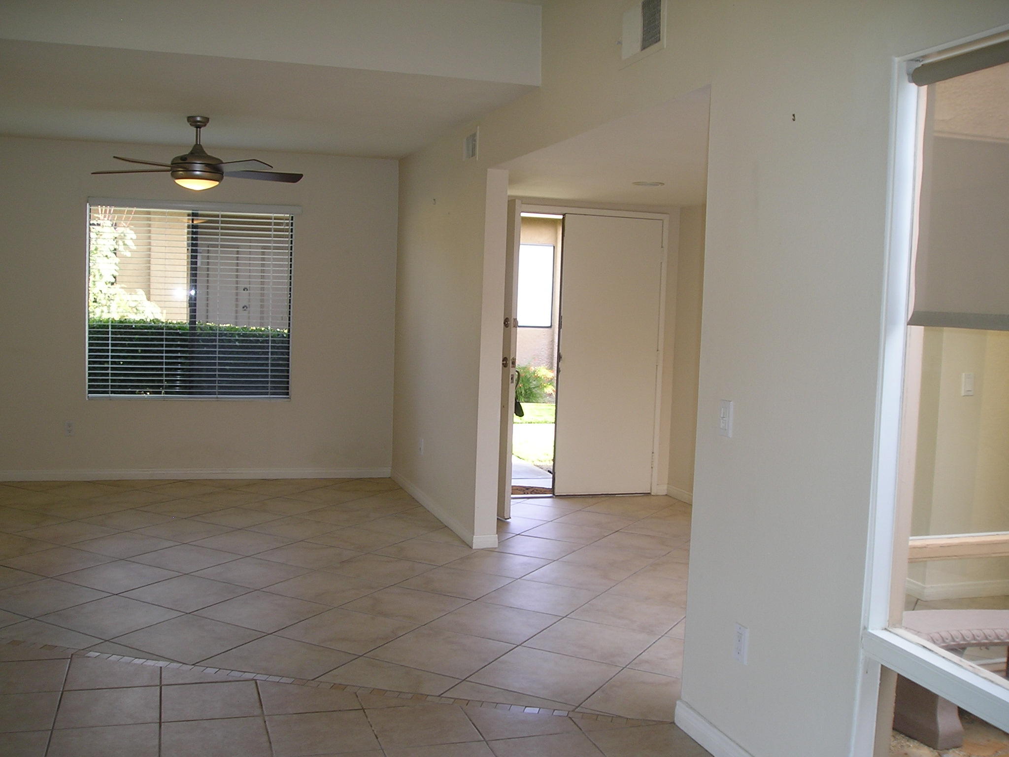 38 Malaga Drive Rancho Mirage, CA 92270 - Photo 5 of 37 a view of an empty room with a window