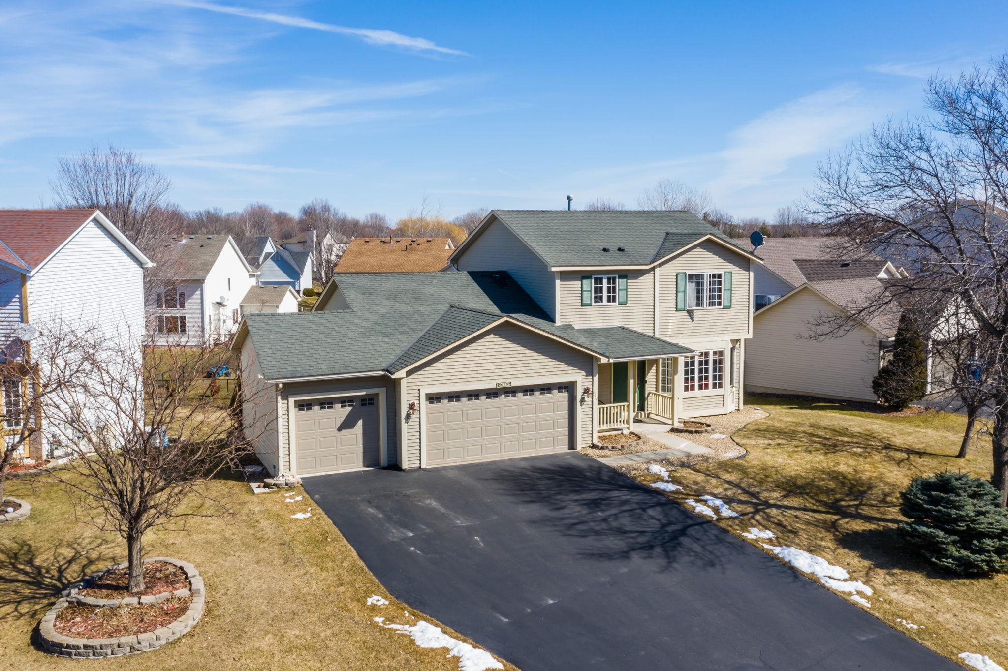 679 Falcon Ridge Road Woodbury, MN 55125 - Photo 1 of 1 Gallery Image 1