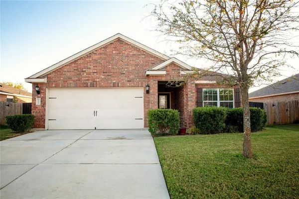 $1,995 | 132 Kincaid Drive, Sanger, TX 76266