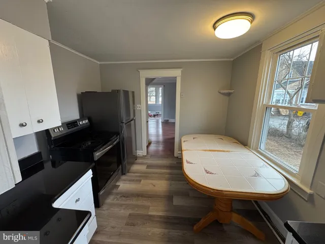 $2,500 | 365 East Springfield Road, Springfield, PA 19064