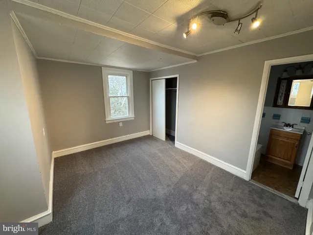 $2,500 | 365 East Springfield Road, Springfield, PA 19064