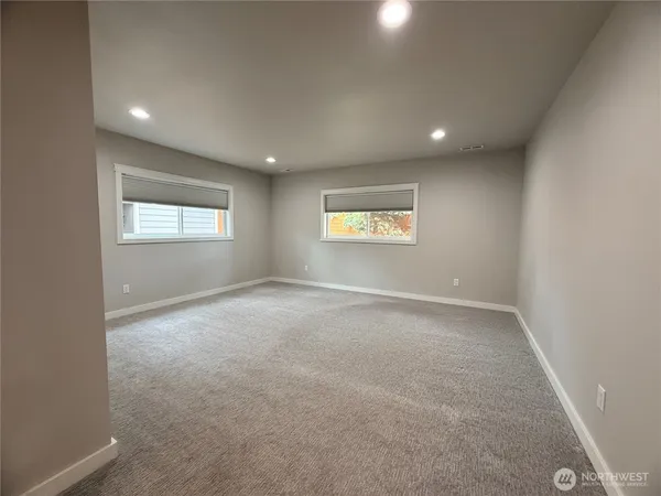$4,950 | 11837 32nd Avenue Northeast, Seattle, WA 98125