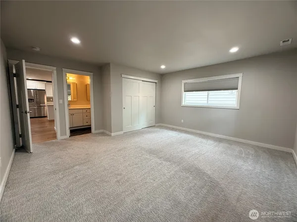 $4,950 | 11837 32nd Avenue Northeast, Seattle, WA 98125