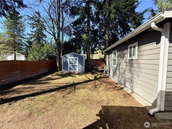 $4,950 | 11837 32nd Avenue Northeast, Seattle, WA 98125