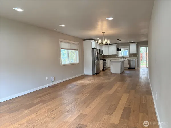 $4,950 | 11837 32nd Avenue Northeast, Seattle, WA 98125
