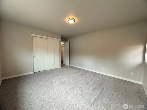 $4,950 | 11837 32nd Avenue Northeast, Seattle, WA 98125