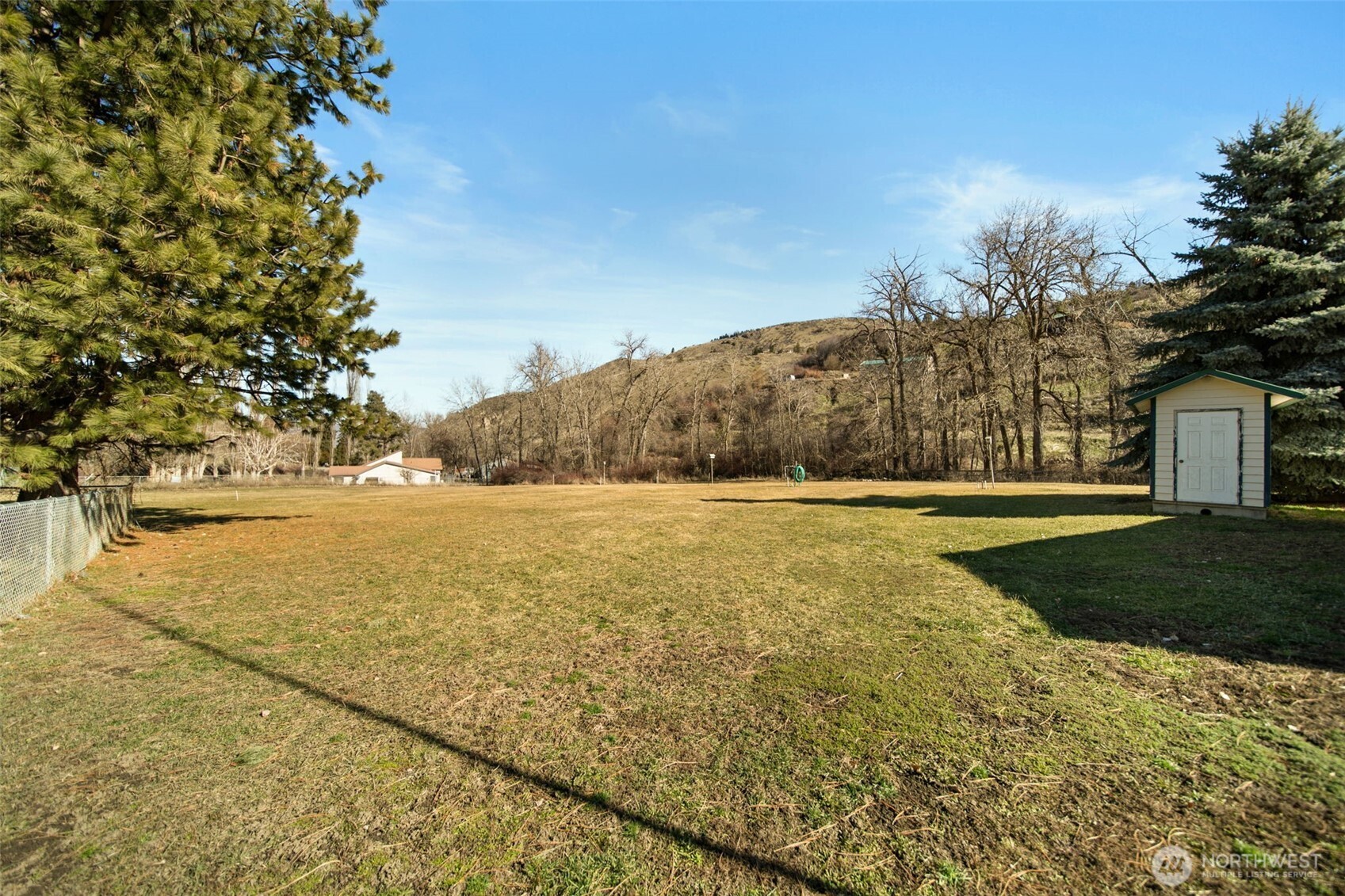 4195 Squilchuck Road Wenatchee, WA 98801 - Photo 33 of 39