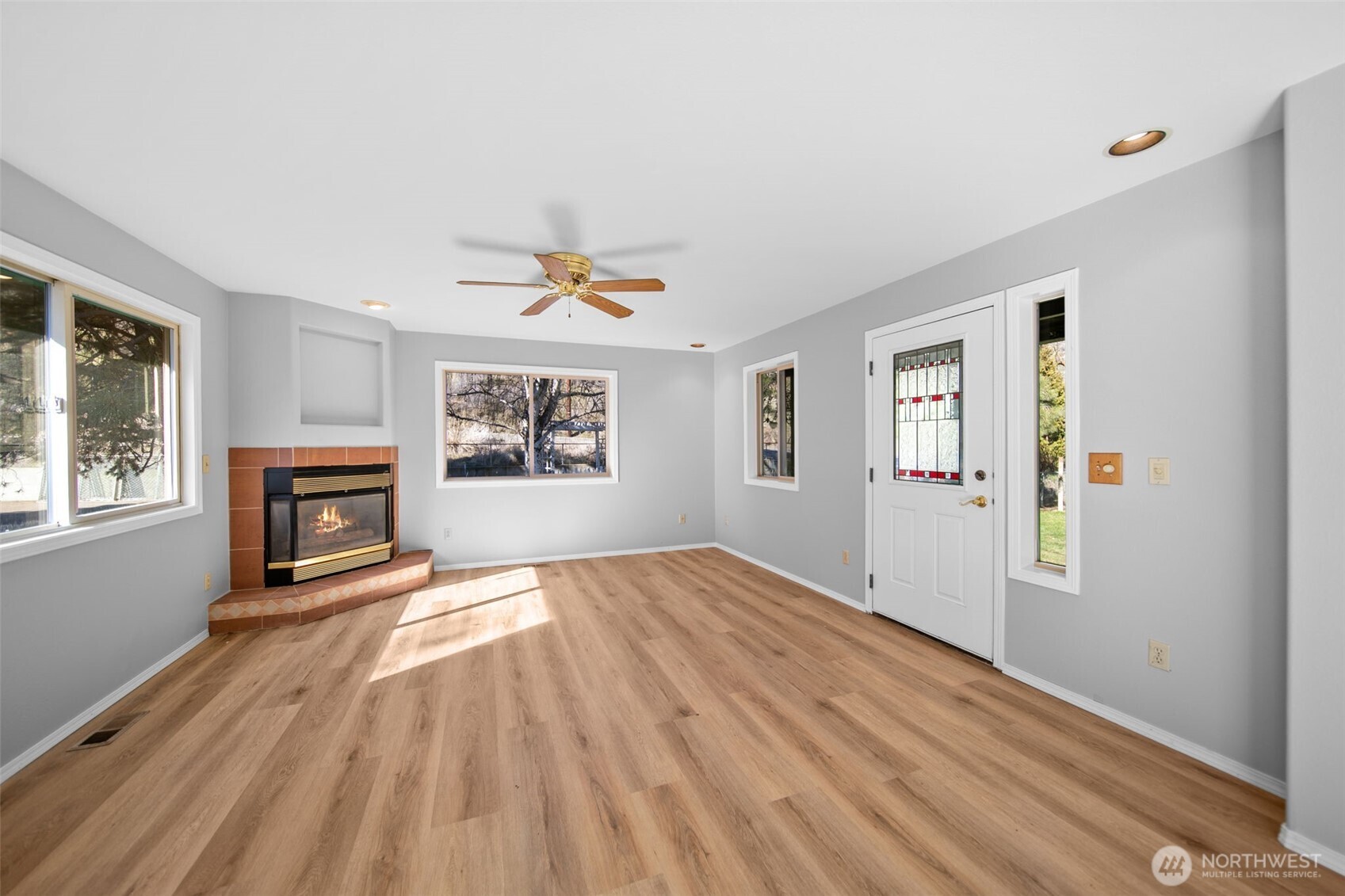 4195 Squilchuck Road Wenatchee, WA 98801 - Photo 4 of 39