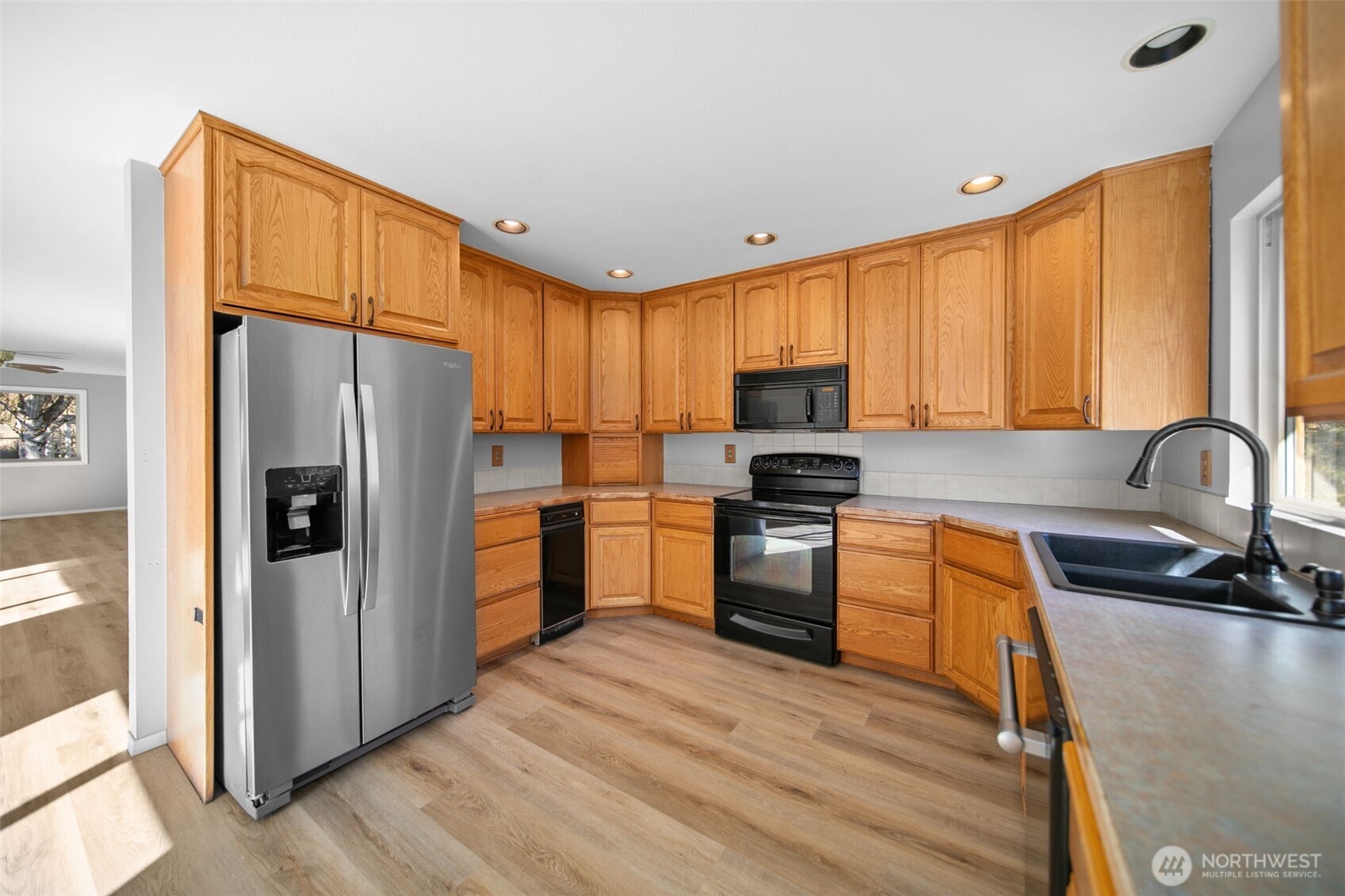 4195 Squilchuck Road Wenatchee, WA 98801 - Photo 9 of 39