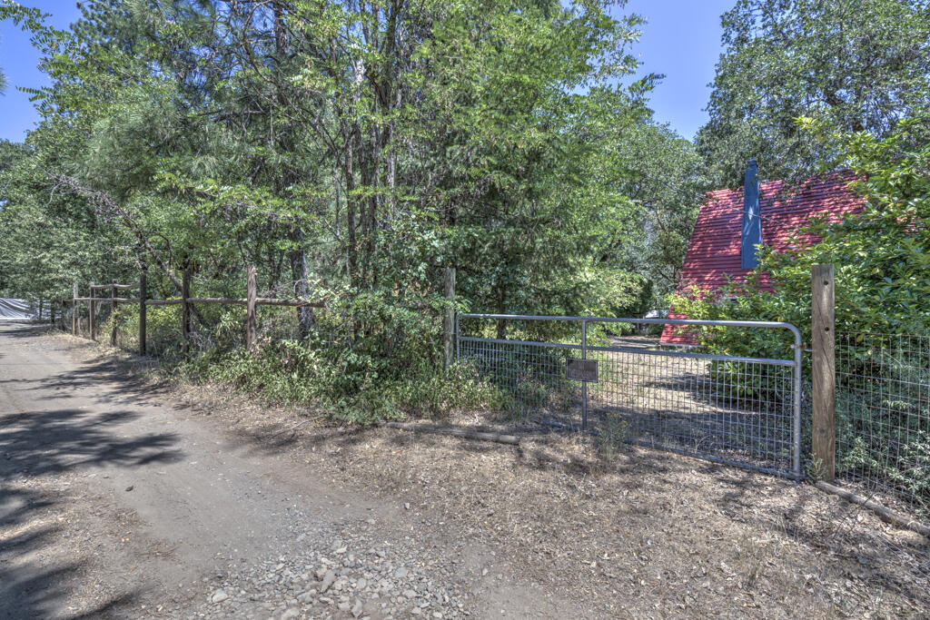 115 O Brien Road O'Brien, OR 97534 - Photo 41 of 44 115 OBrien-42