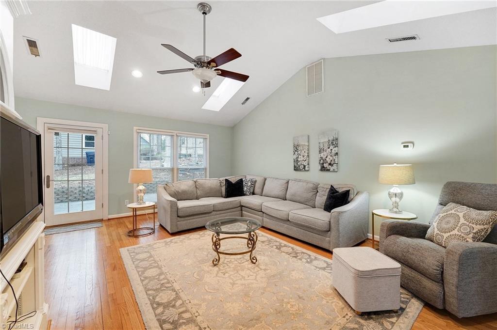 108 Weaver Street Randleman, NC 27317 - Photo 4 of 33