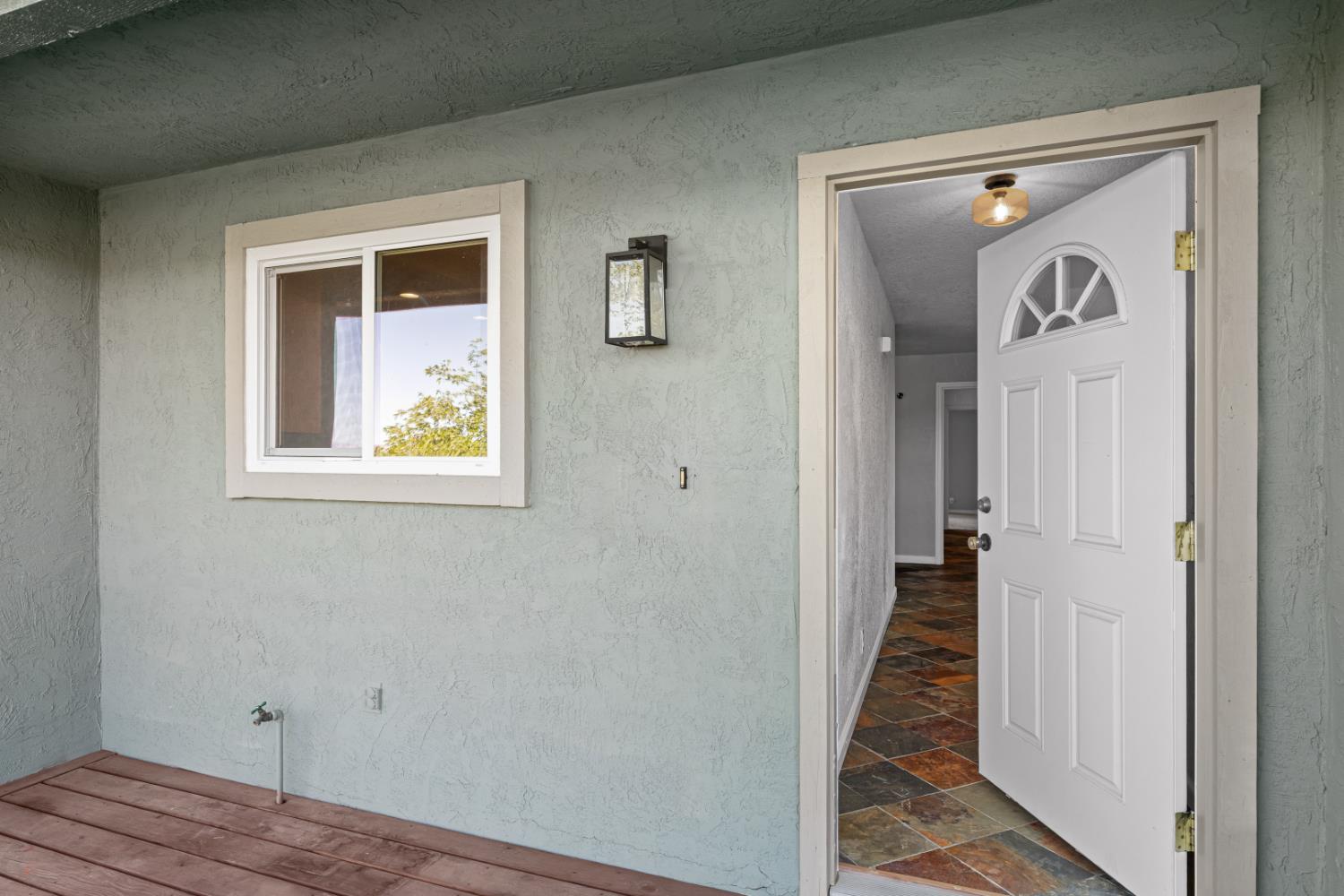 2512 Quail Hill Road Copperopolis, CA 95228 - Photo 13 of 70 a view of a hallway with wooden floor and closet