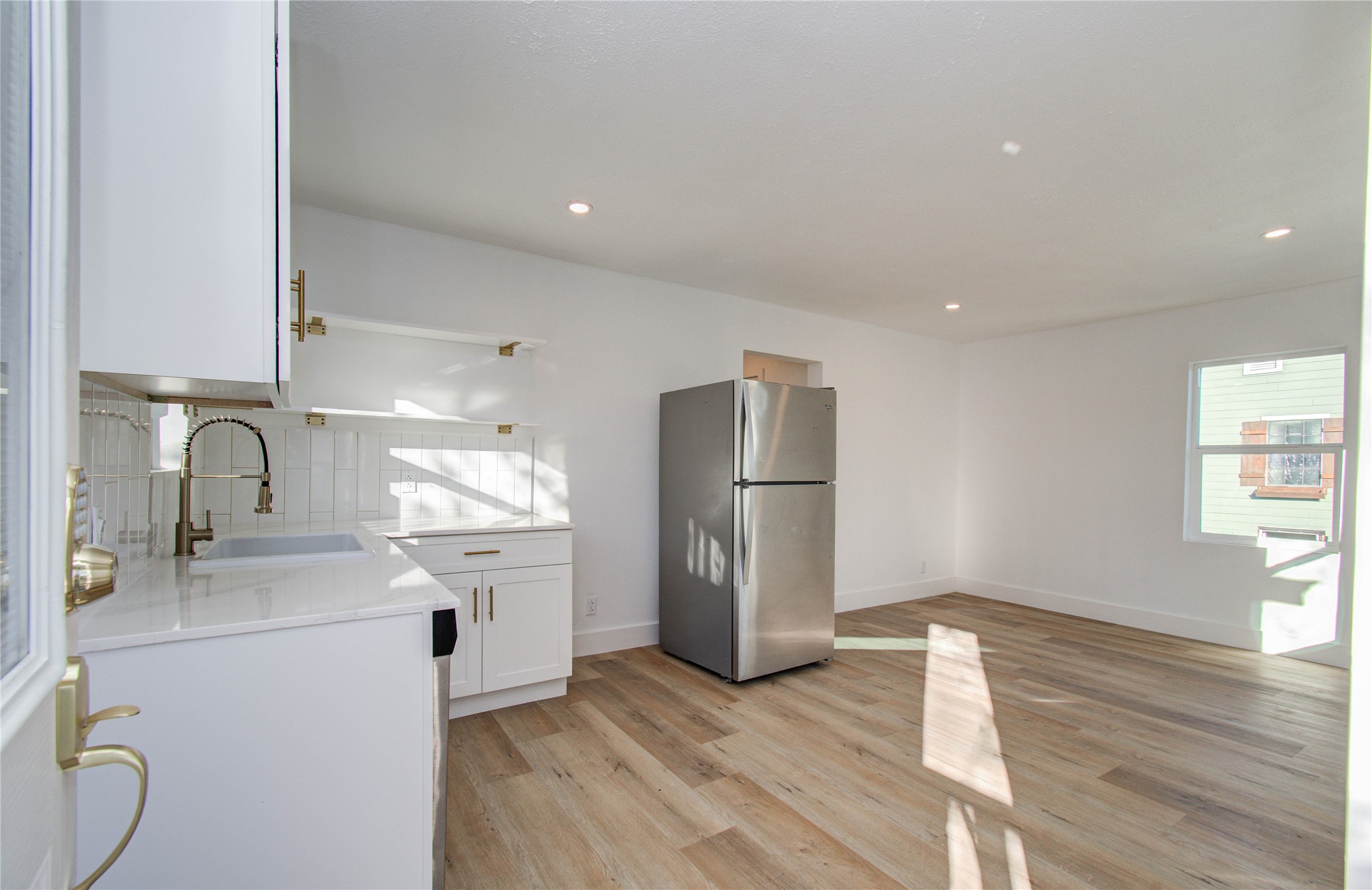 410 Randall Street, Unit 5 Pasadena, TX 77506 - Photo 6 of 16