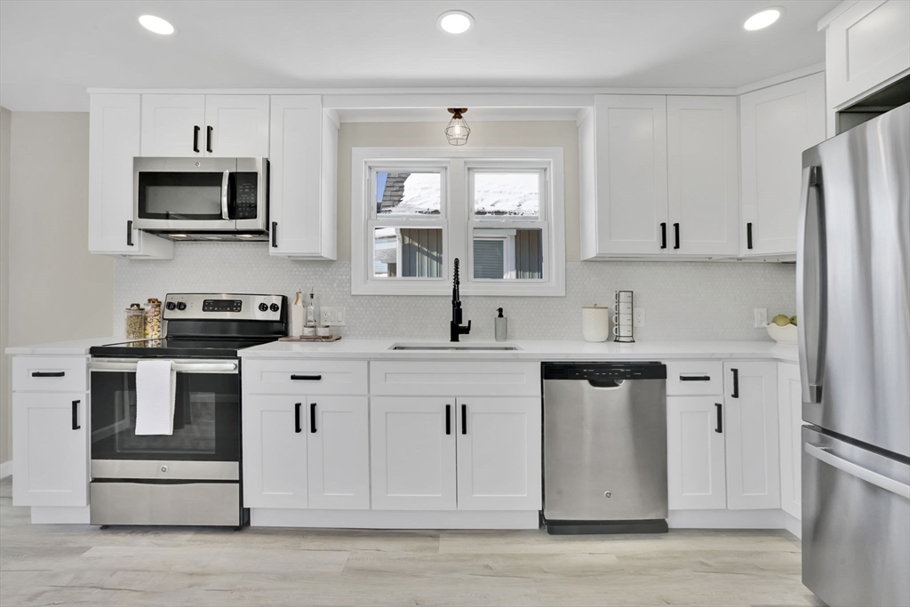 115 Hampden Street Springfield, MA 01151 - Photo 12 of 35 Gallery Image 12