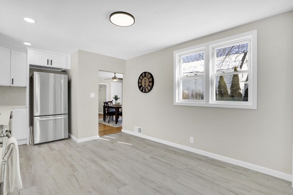 115 Hampden Street Springfield, MA 01151 - Photo 14 of 35