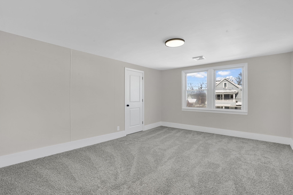 115 Hampden Street Springfield, MA 01151 - Photo 19 of 35