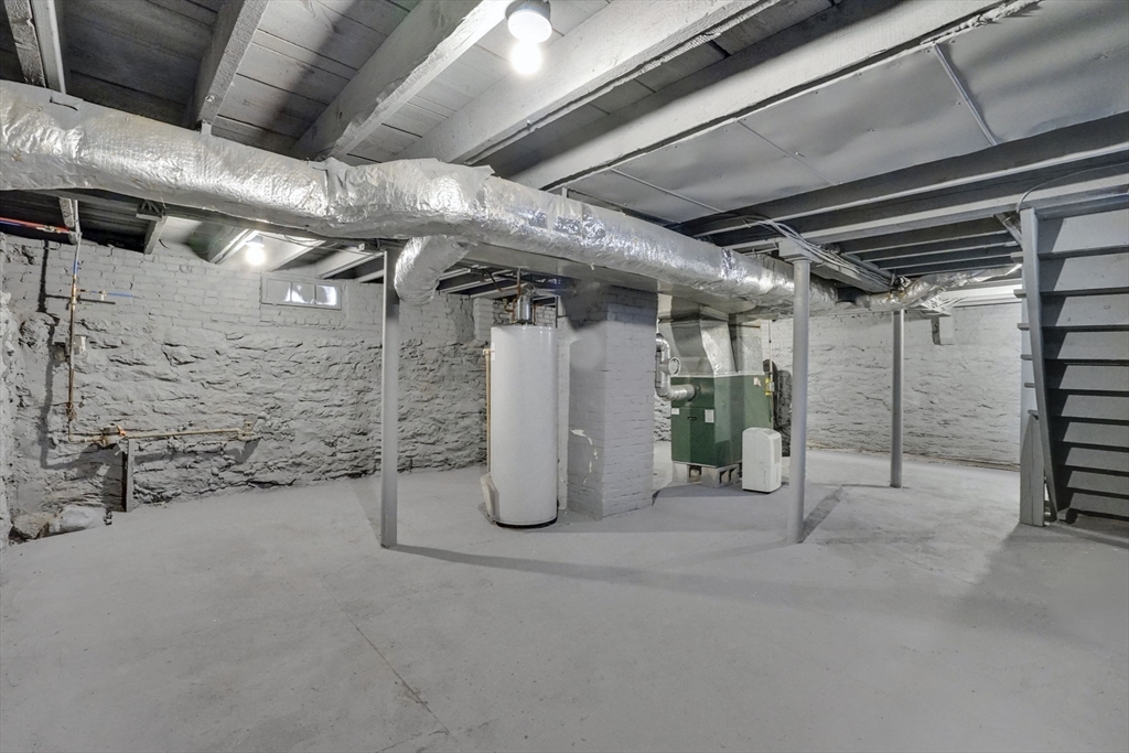 115 Hampden Street Springfield, MA 01151 - Photo 30 of 35