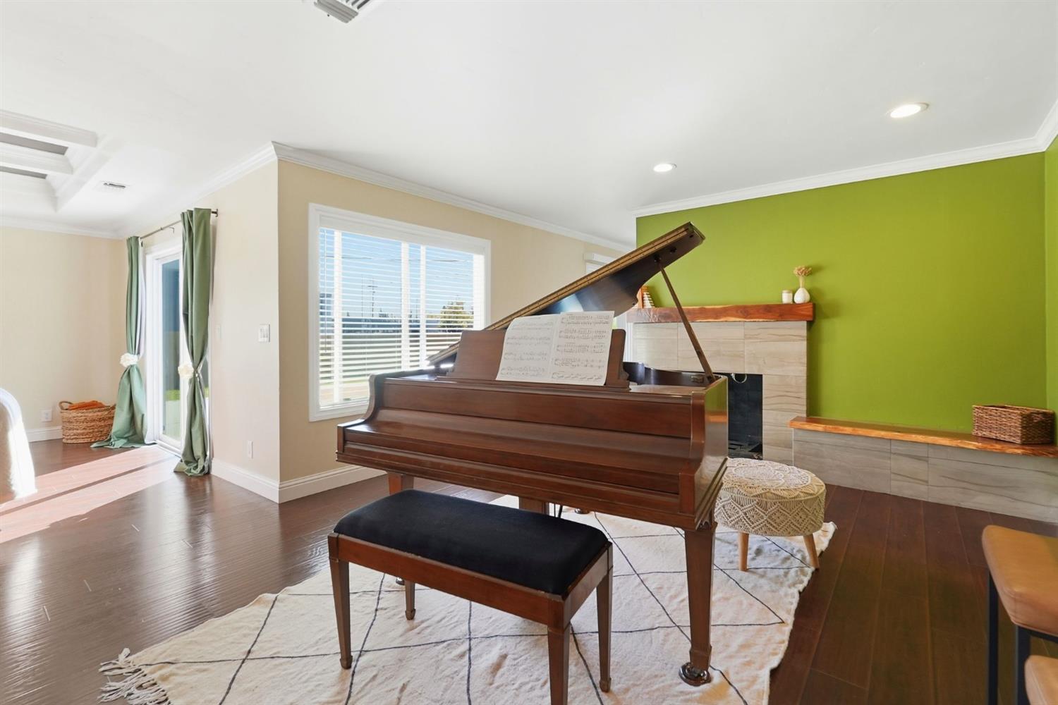 1700 Rolling Hills Road Sacramento, CA 95864 - Photo 14 of 65