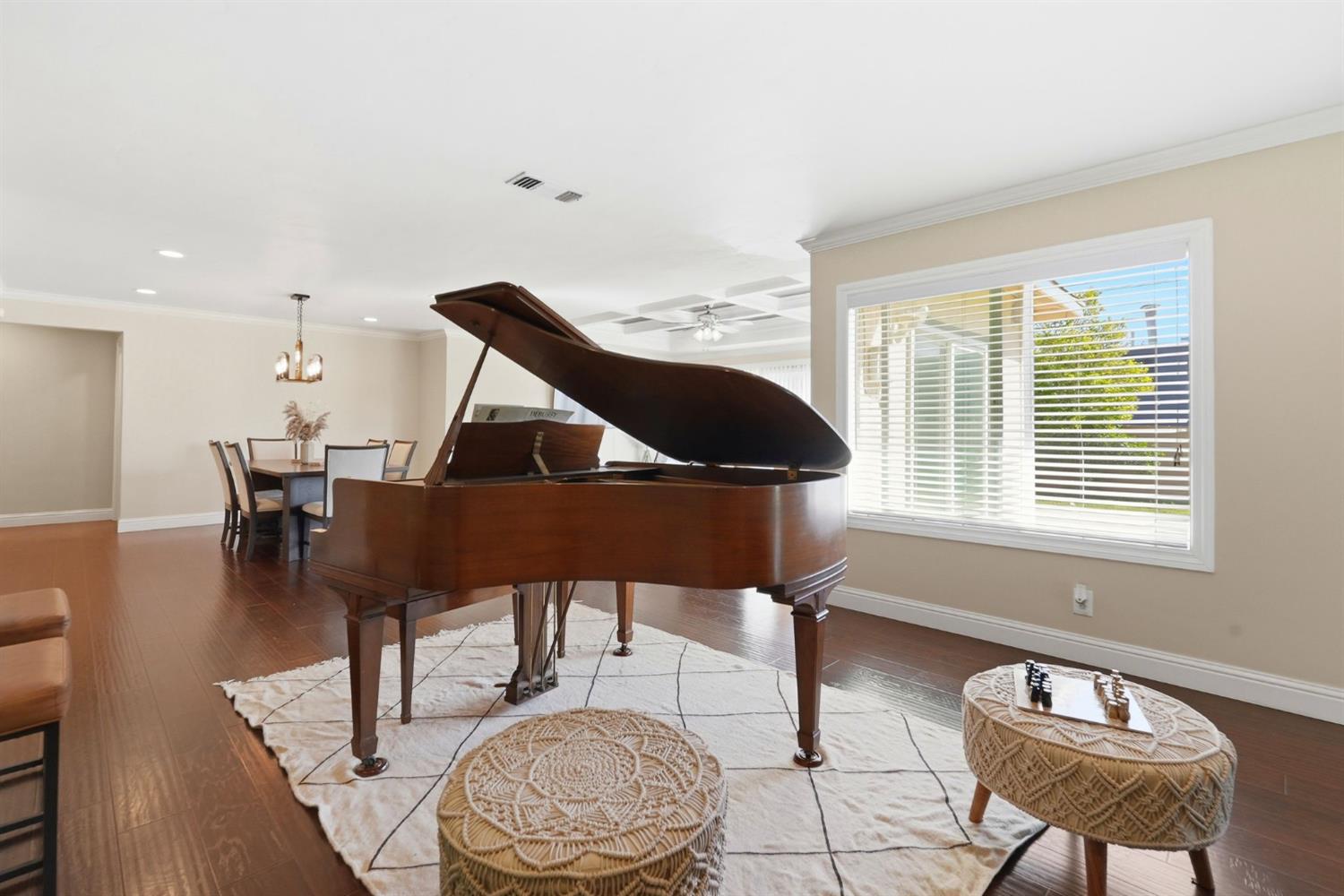 1700 Rolling Hills Road Sacramento, CA 95864 - Photo 15 of 65