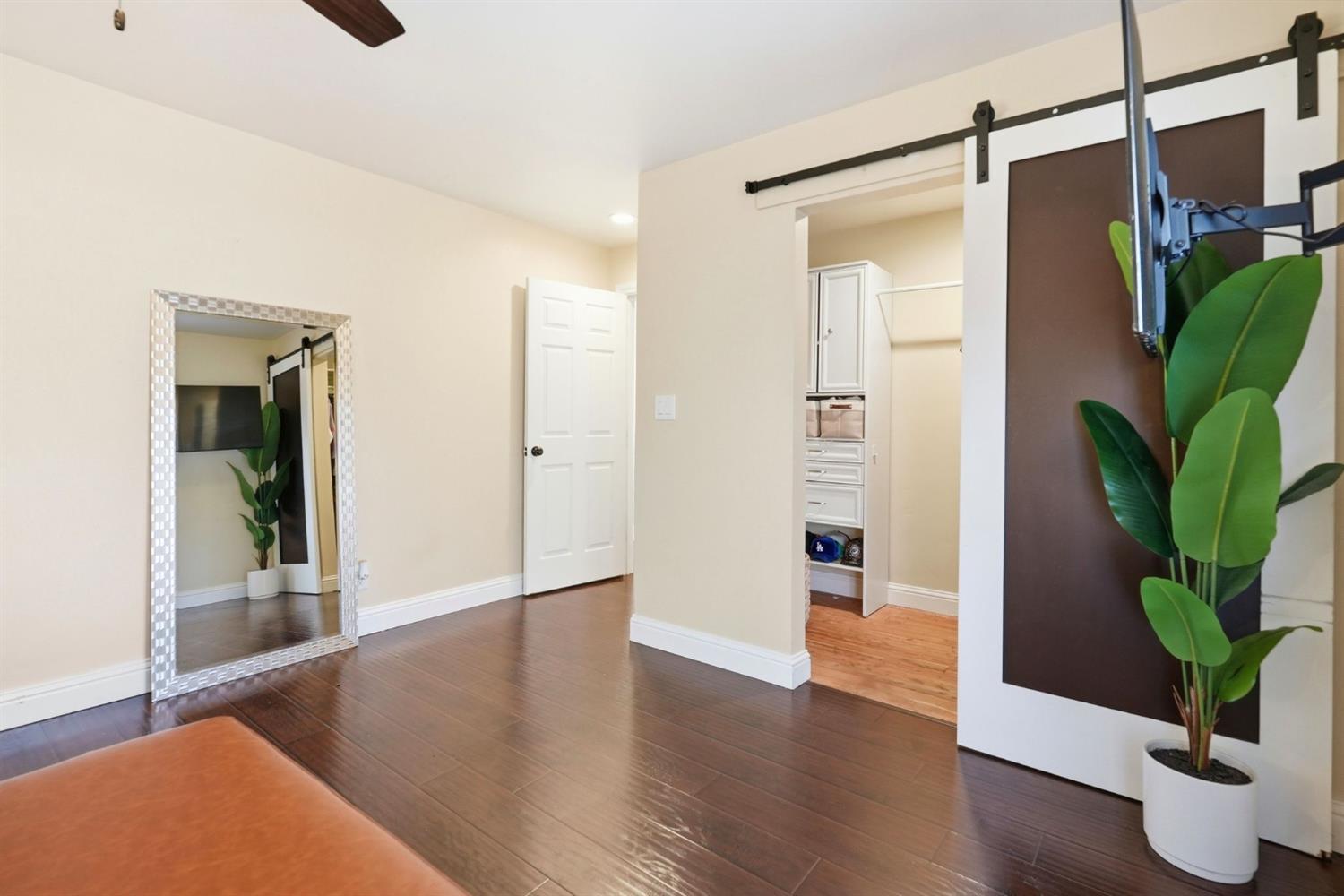 1700 Rolling Hills Road Sacramento, CA 95864 - Photo 19 of 65