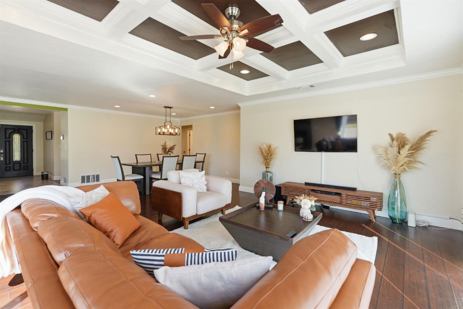 1700 Rolling Hills Road Sacramento, CA 95864 - Photo 10 of 65