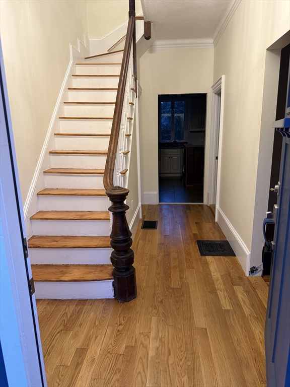 14 Whitford Street Boston, MA 02131 - Photo 4 of 27