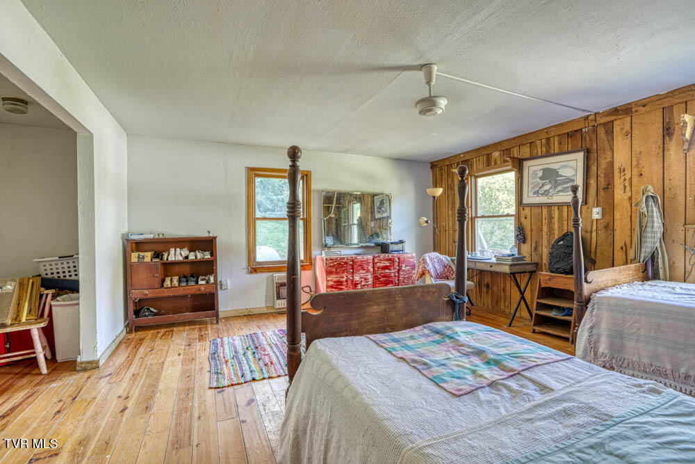 385 Sulphur Springs Road Rogersville, TN 37857 - Photo 14 of 57 385 Sulphur Sprg. Rog MLSb (1 of 25)