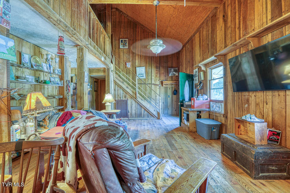 385 Sulphur Springs Road Rogersville, TN 37857 - Photo 9 of 57 385 Sulphur Sprg. Rog MLSb (21 of 25)