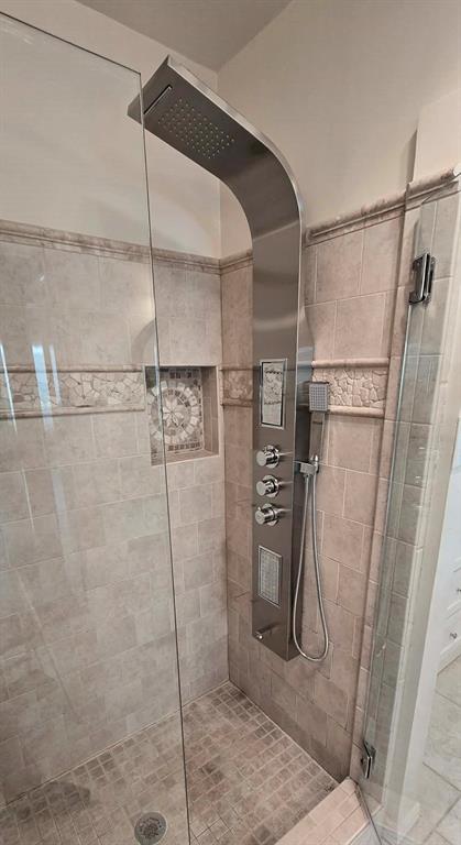 4020 Morman Lane Addison, TX 75001 - Photo 18 of 31 a bathroom with a shower