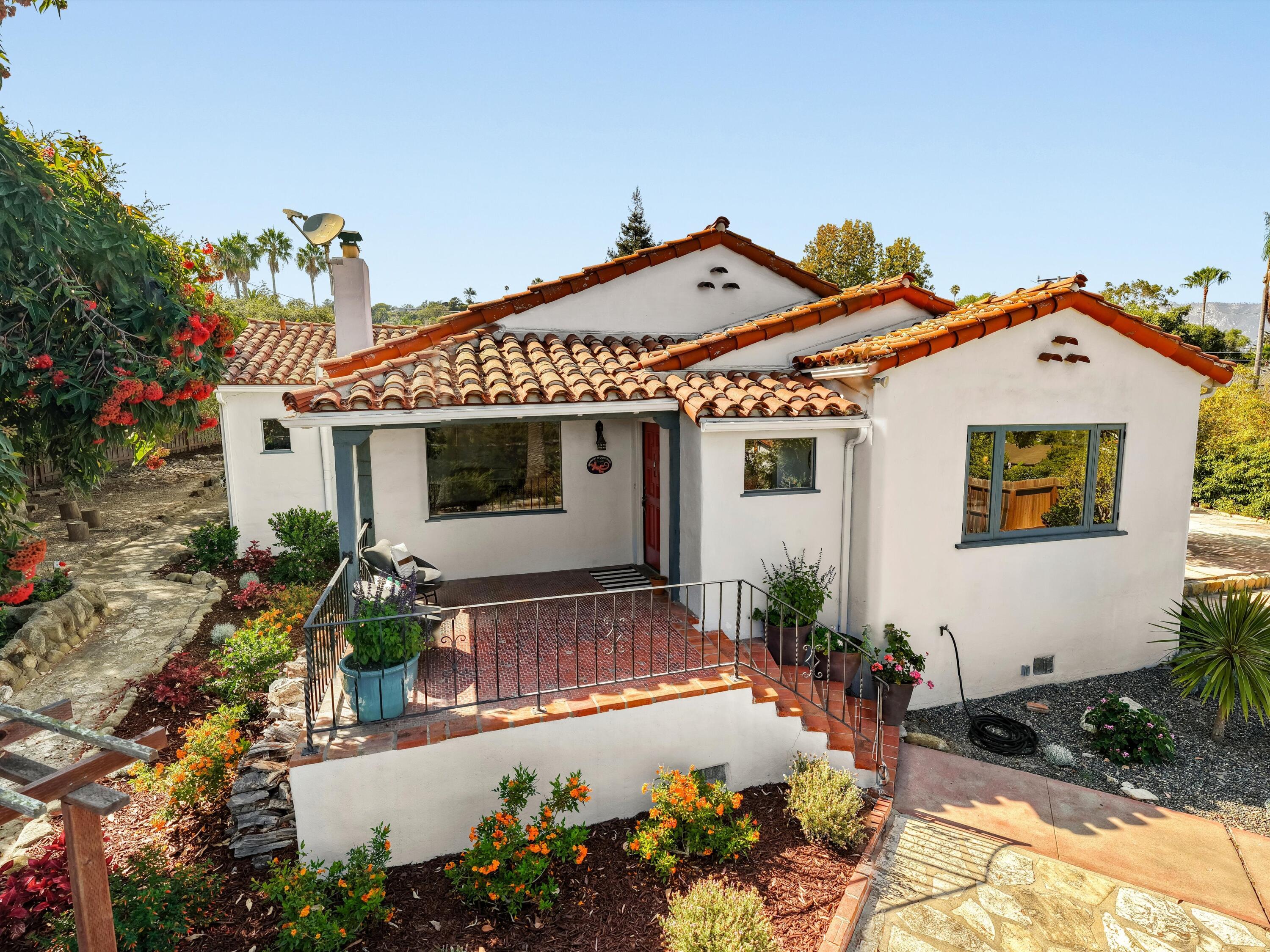 906 Weldon Road Santa Barbara, CA 93109 - Photo 30 of 31 A real Santa Barbara Spanish Colonial...