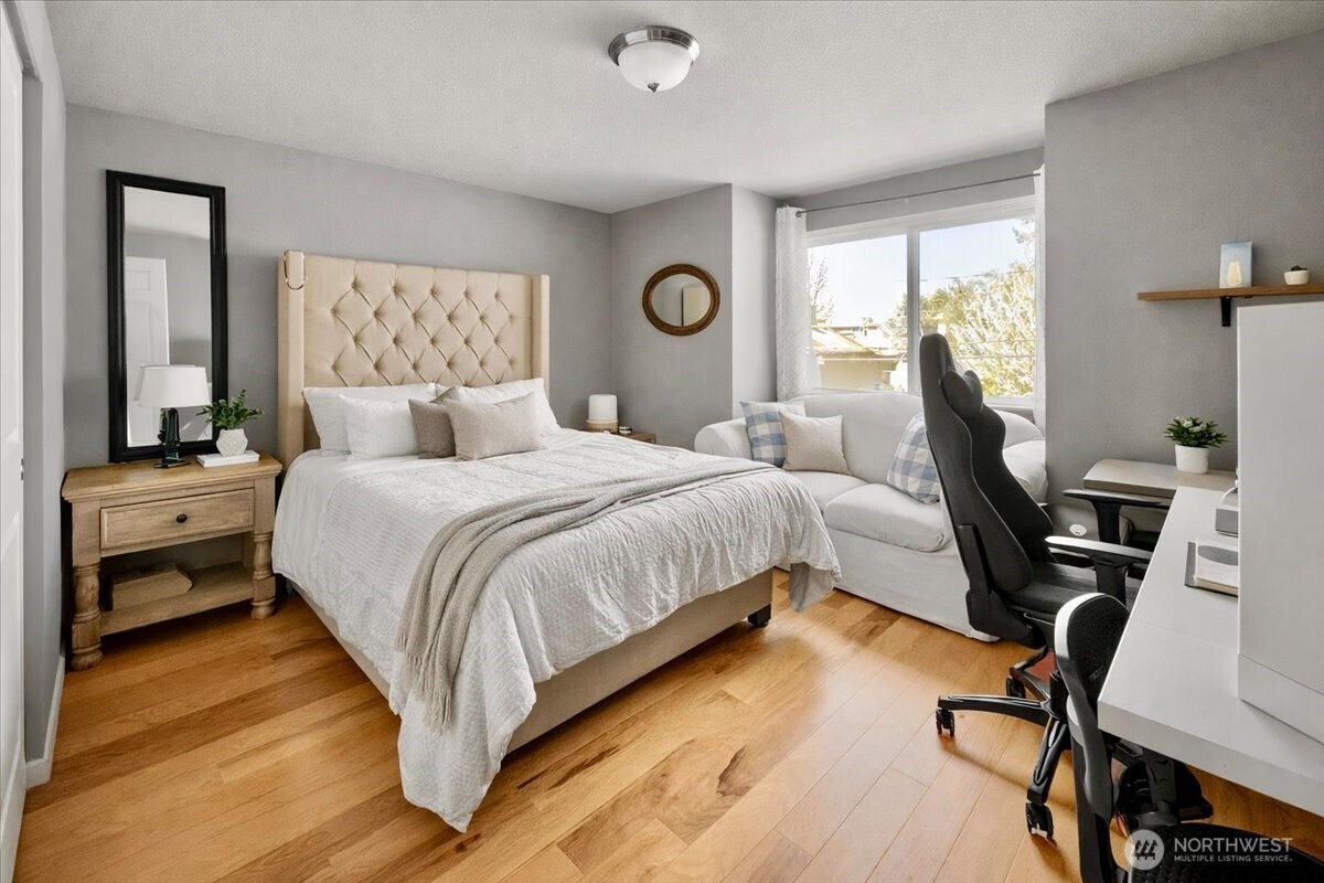 10050 19th Avenue Southwest Seattle, WA 98146 - Photo 22 of 26