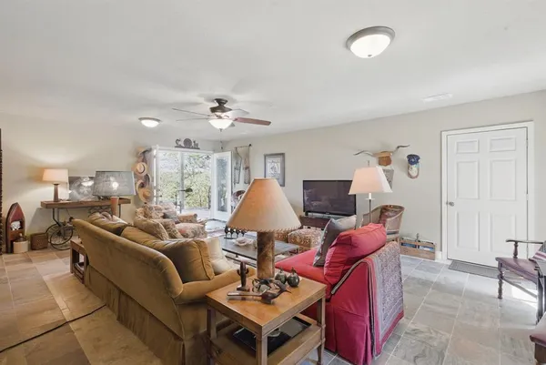 $430,000 | 2775 South Lakeview Drive, Gordon, TX 76453