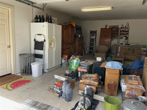 $430,000 | 2775 South Lakeview Drive, Gordon, TX 76453