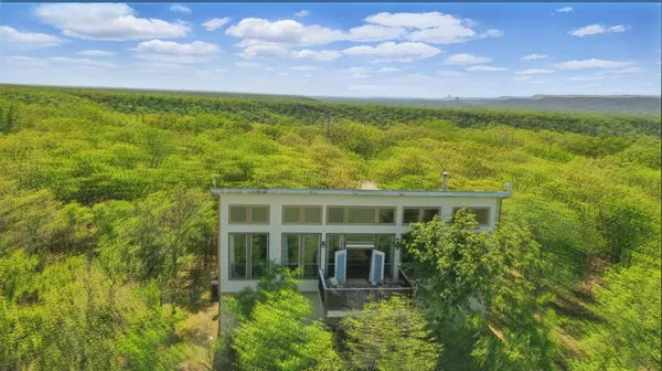 $430,000 | 2775 South Lakeview Drive, Gordon, TX 76453