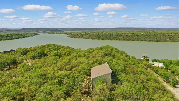 $430,000 | 2775 South Lakeview Drive, Gordon, TX 76453