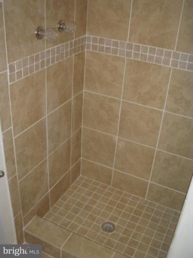 9305 Locksley Road Fort Washington, MD 20744 - Photo 14 of 29 Bath #3