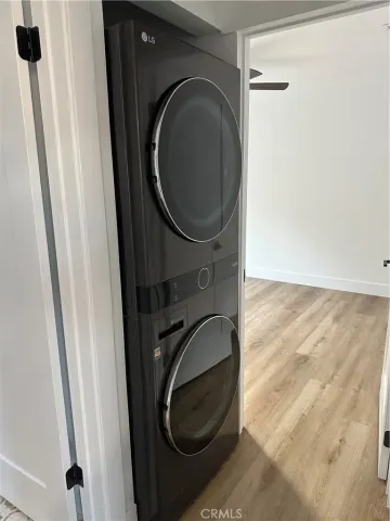 a view of a back yard of the house